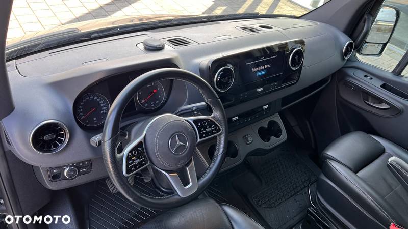 Mercedes-Benz 319 CDI - 10