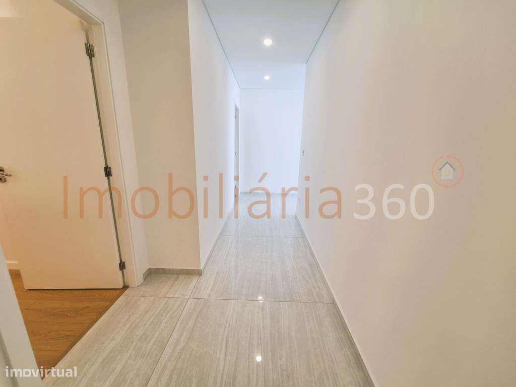 **Apartamento T3 Novo em Vilela-Paredes: Conforto e Modernidade ao ...-14