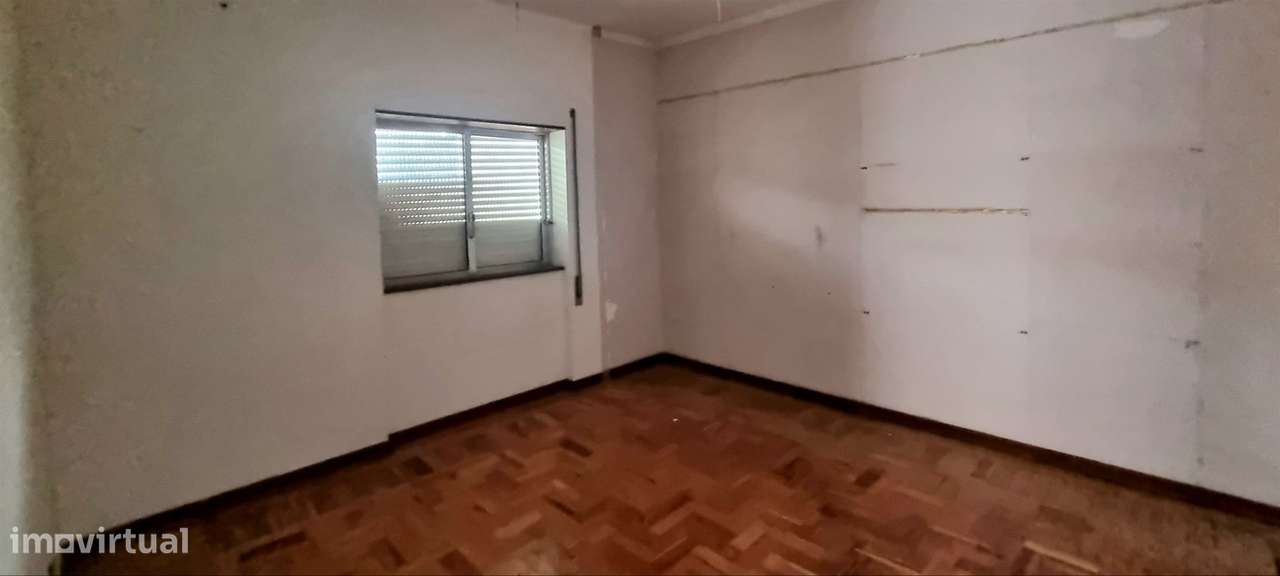Moradia >=T10 - Fonte da Talha - Coimbra/Venda-25