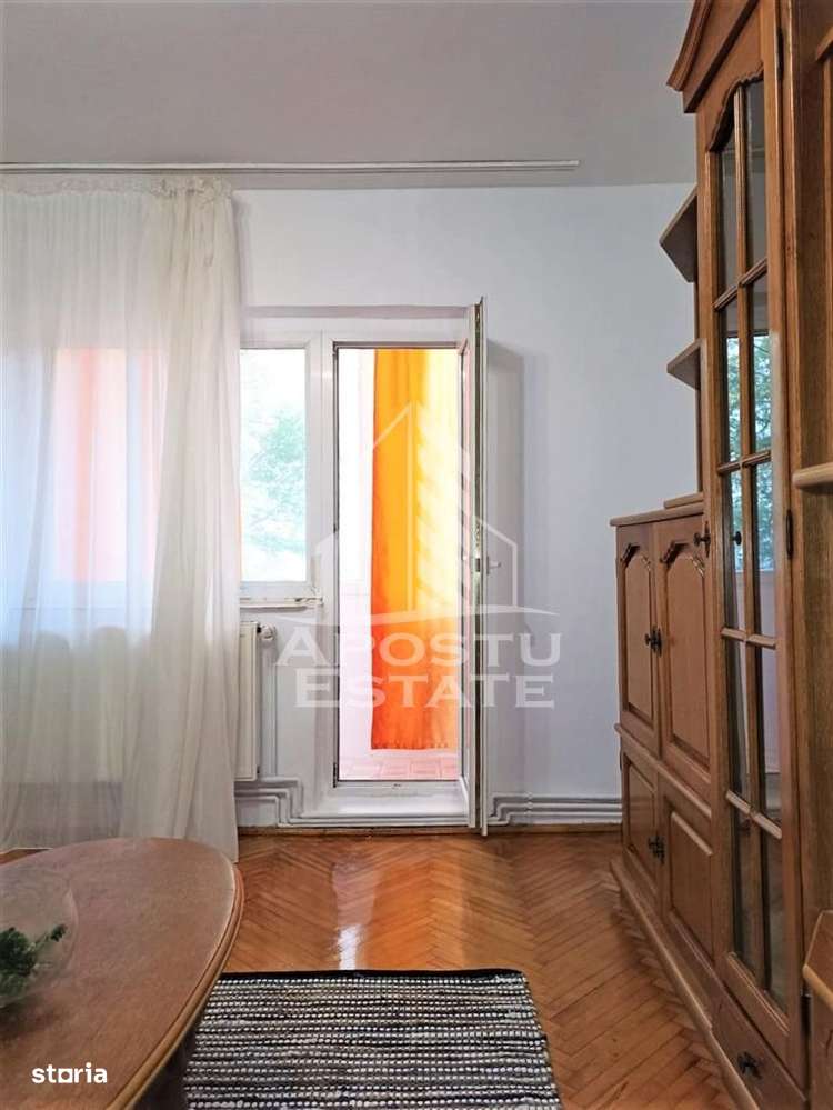 Apartament 3 camere, centrala proprie, zona Sagului - Imagine principală: 4/13