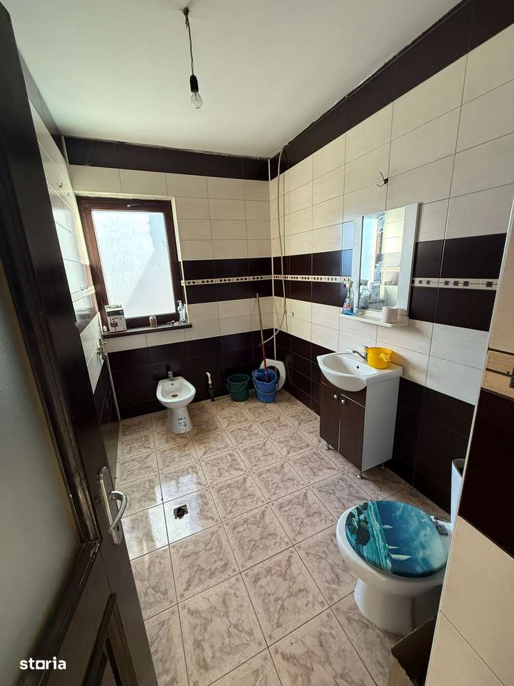 Vand casa  individuala in Liteni/Dolhasca. - Imagine principală: 2/12