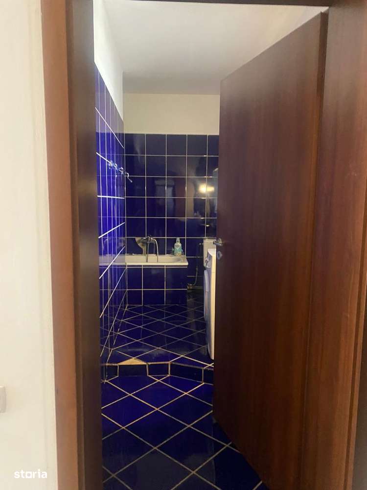 Apartament 3camere de vanzare Central in Predeal negociabil-9