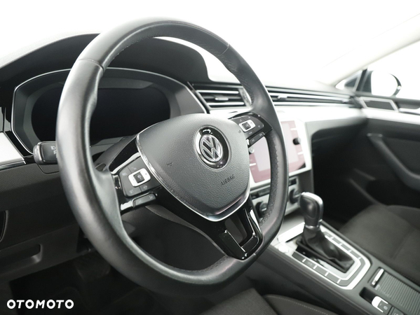 Volkswagen Passat 2.0 TDI BMT Comfortline DSG - 27