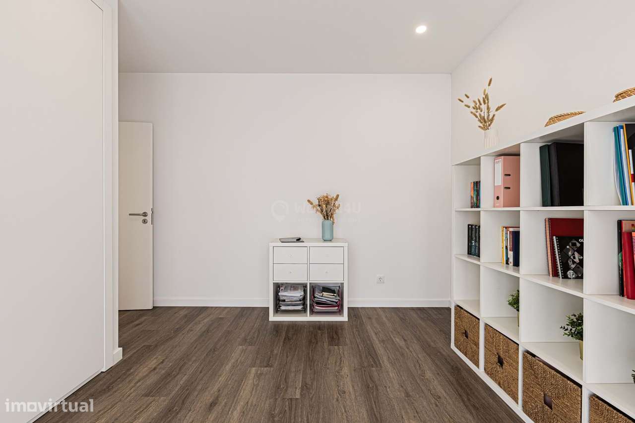 Moradia Térrea T3 c/piscina, lote de 474m² - Única na Caparica-37