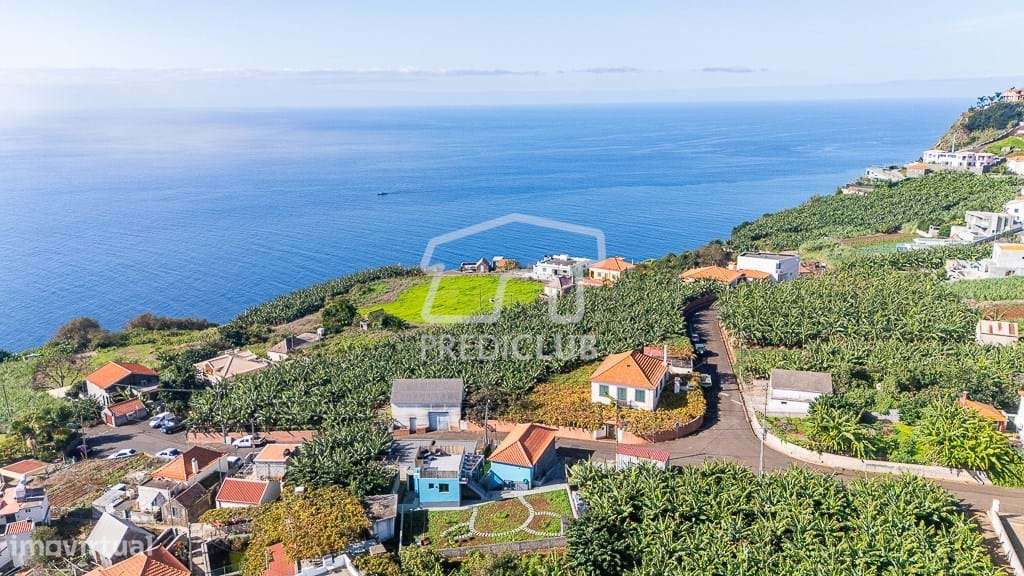 Moradia com 3 Apartamentos Independentes  - Ponta do Sol-36