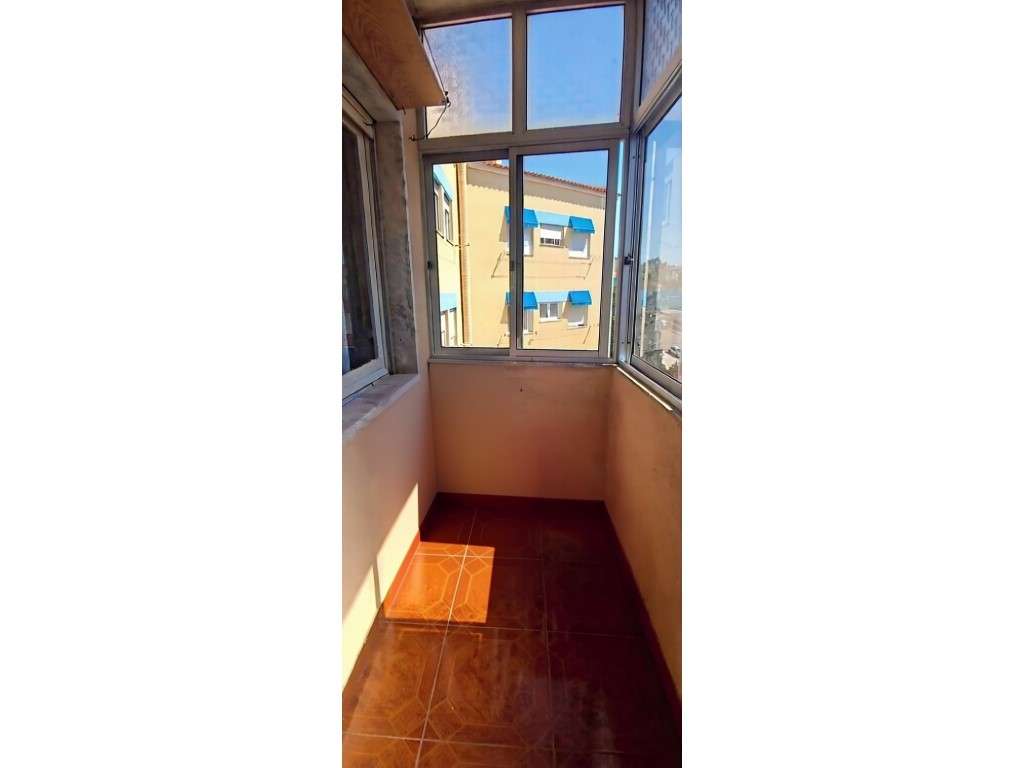 Apartamento T3 Agualva Cacém-15