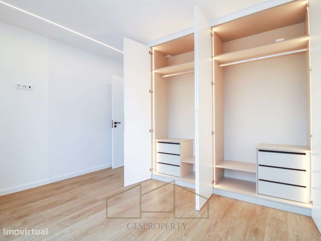 Moradia Isolada T3 com piscina pronta a escriturar na Aroeira-58