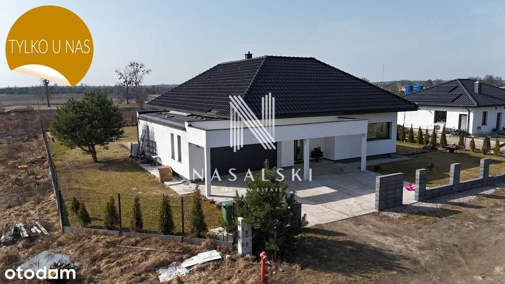 Dom parterowy 283 m2 z dużym ogrodem Stronno-1