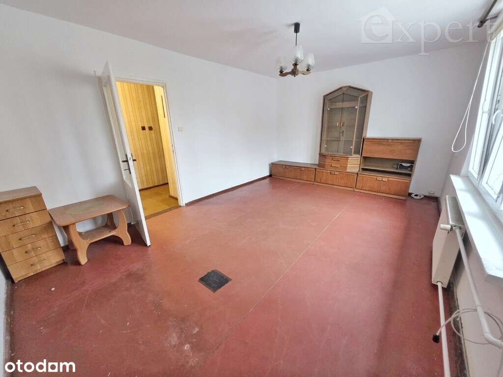 1 piętro, balkon, dwa pokoje ulica 1 Maja-3