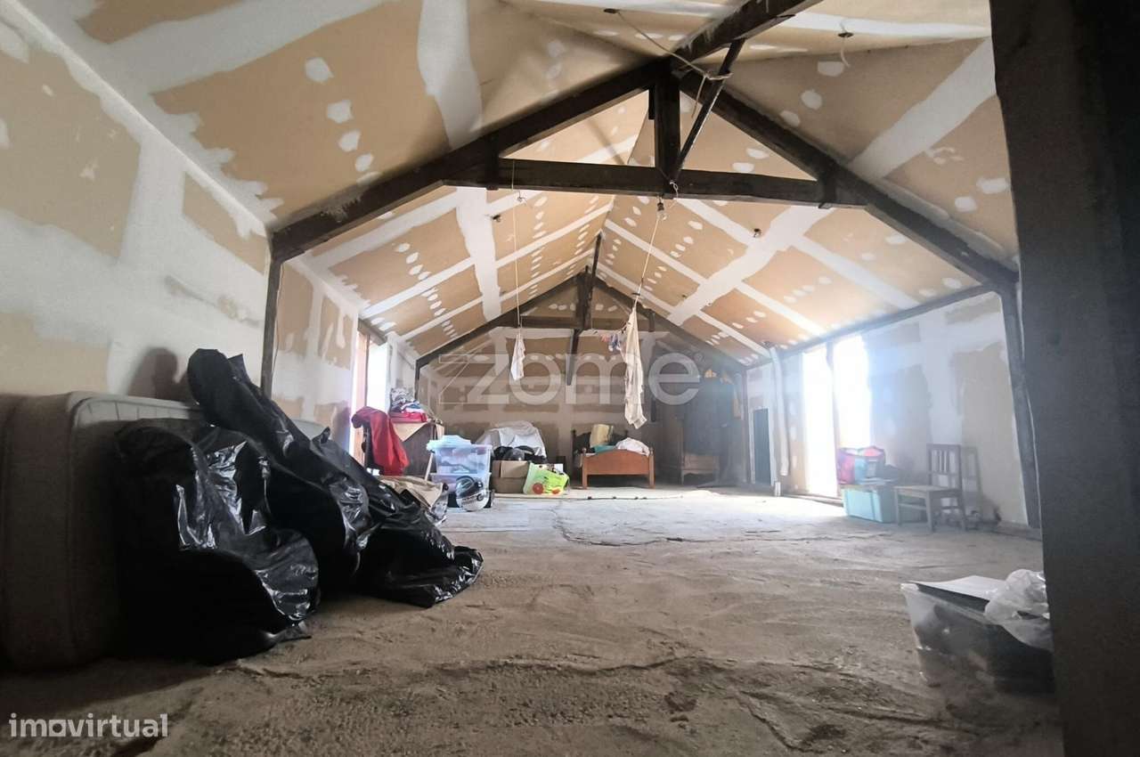 Moradia T4 unifamiliar Carnide-28