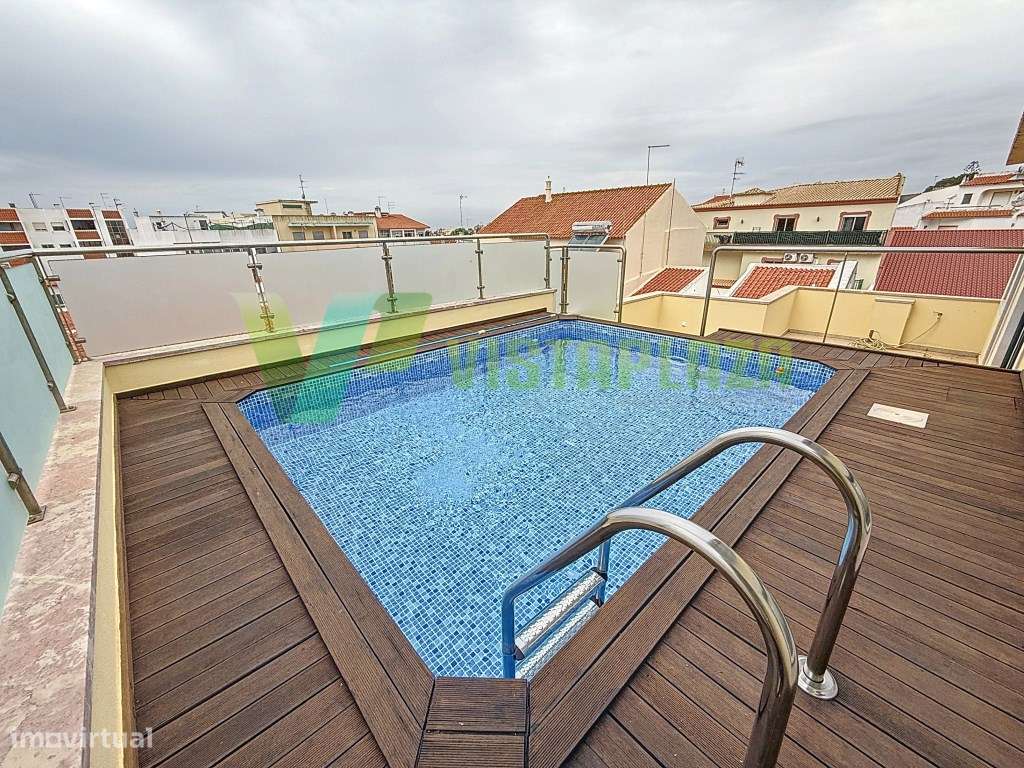 Moradia T5 com piscina no Centro de Lagoa - Algarve + Apartamento T3 - Grande imagem: 2/60