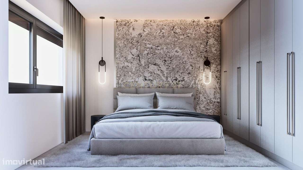 Moradia T4 com piscina em Caneças-25