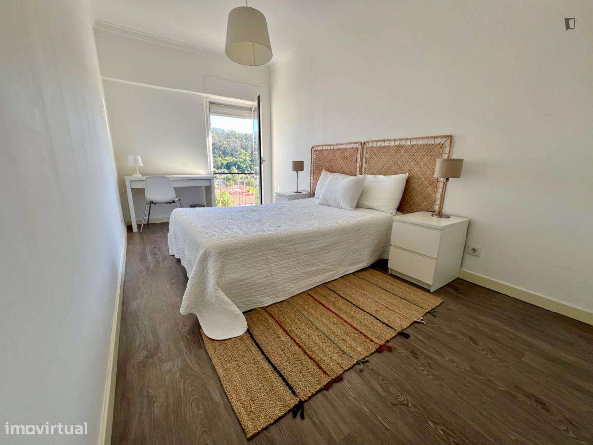 Apartamento com 3 quartos - localizado em Benfica Lisbon - Grande imagem: 3/10