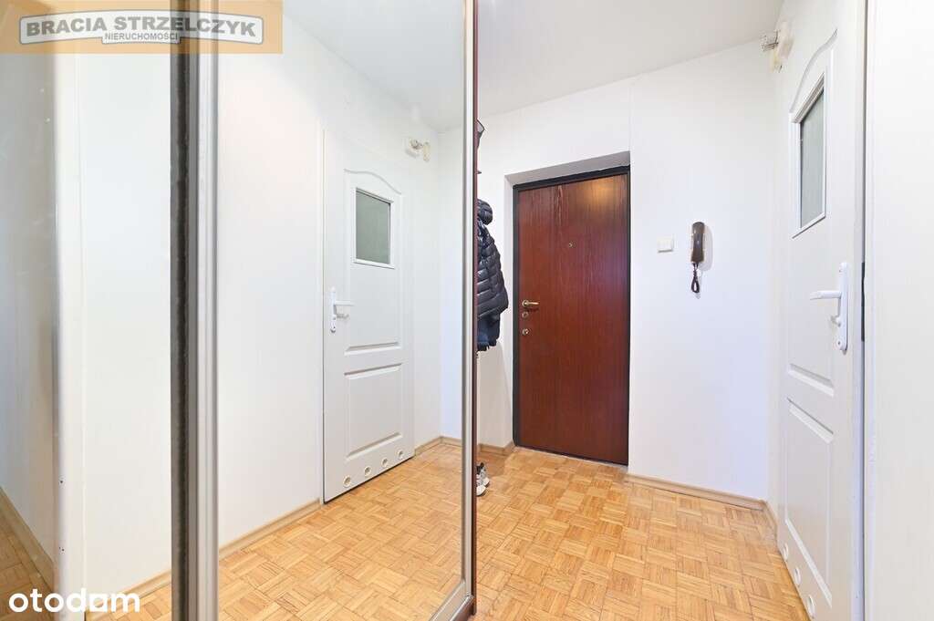 Saska Kępa, 2 pokoje. Balkon. VI piętro-6