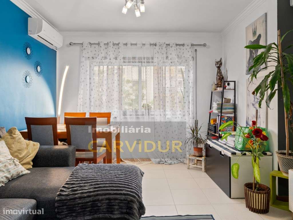 Barreiro/Vila Chã T2 com arrecadação e elevador-6