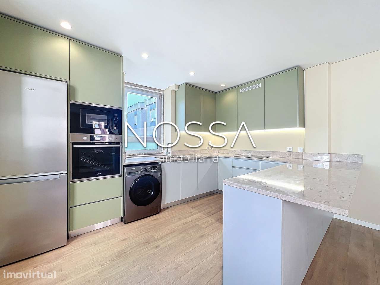 Apartamento T2 Duplex Renovado em Massamá - Grande imagem: 4/38