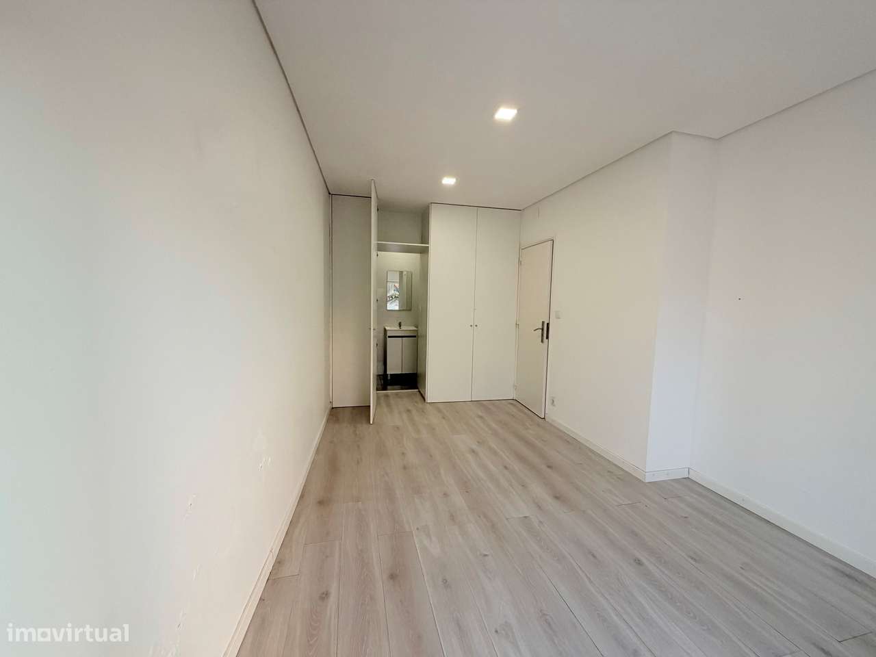 Apartamento T3 Venda em Viana do Castelo (Santa Maria Maior e Monserra-30