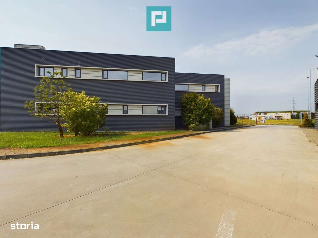 Spațiu comercial modern cu parcare proprie - Imagine principală: 2/20