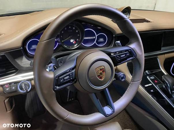 Porsche Panamera 4 E-Hybrid Platinum Edition - 6