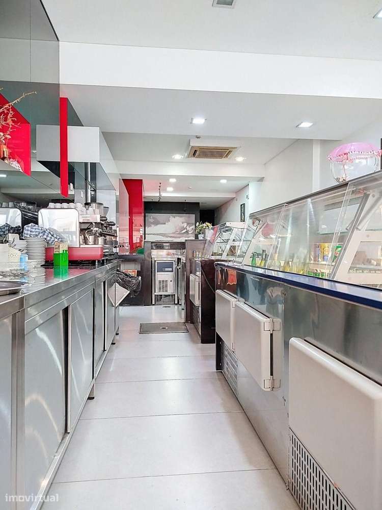 Trespasse Café/ Snack-Bar no Centro Historico de Viana Do Castelo-5