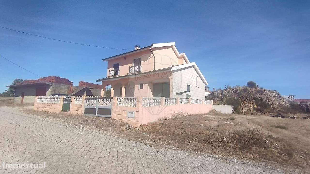 Moradia T3 para venda - Grande imagem: 2/11