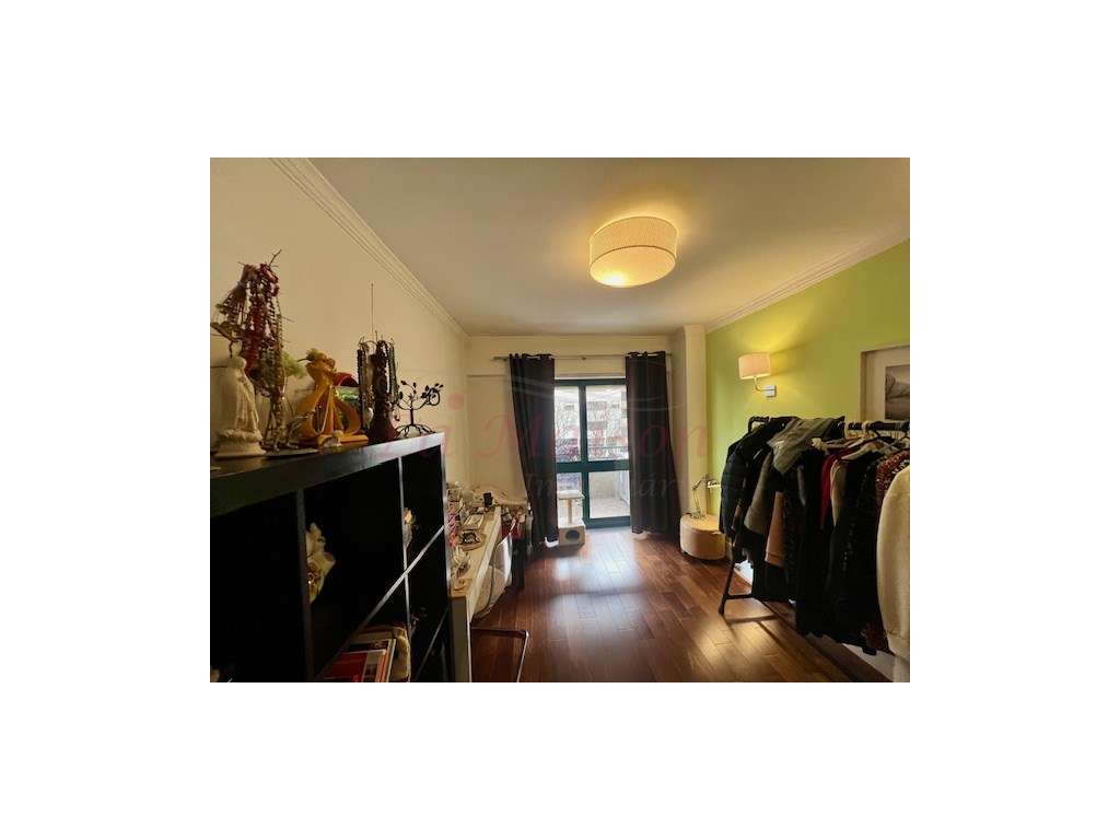 Apartamento T4 no Infantado-34