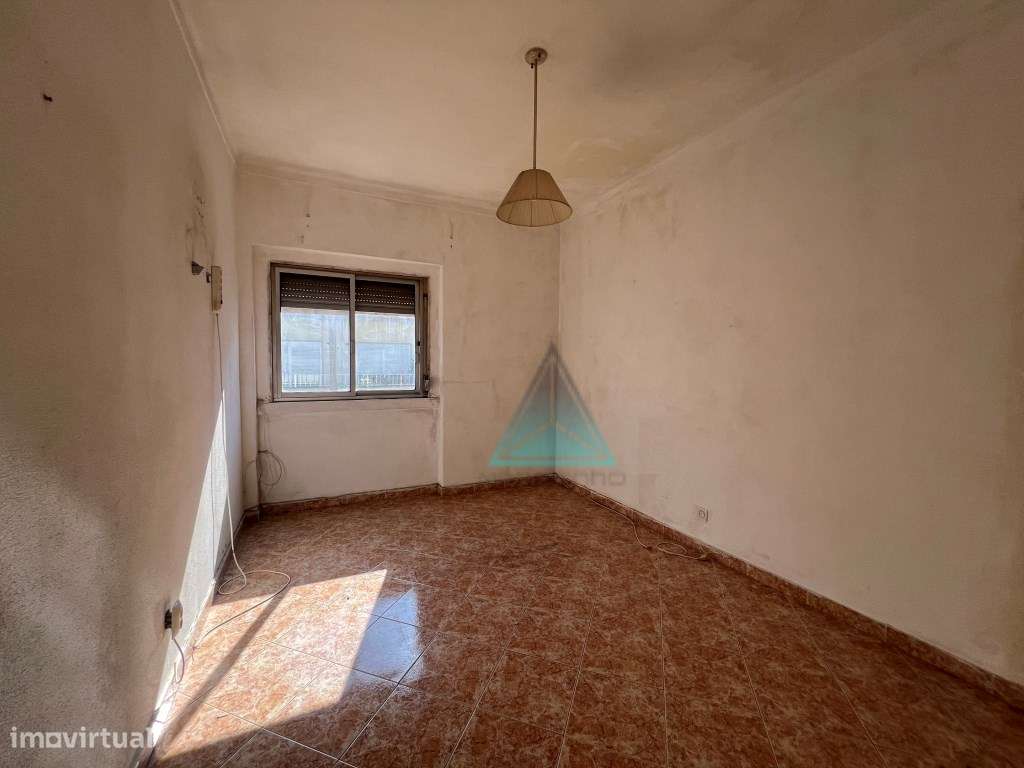 Apartamento T2 Paivas Velhas 1º andar-17