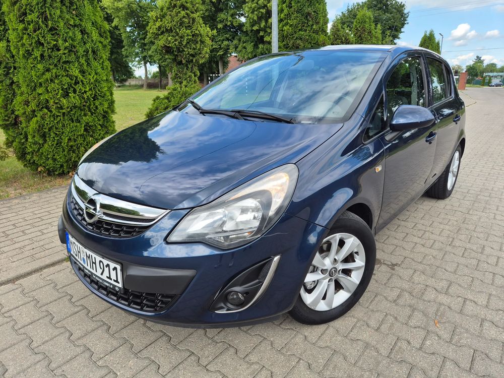Opel Corsa D 1.2 16V Color Edition 2014