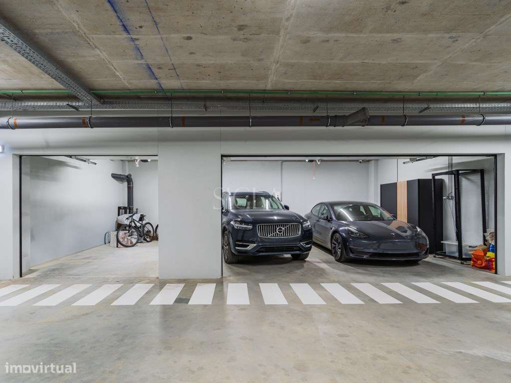 Penthouse T3 com piscina no terraço - Primeira linha de Mar-48