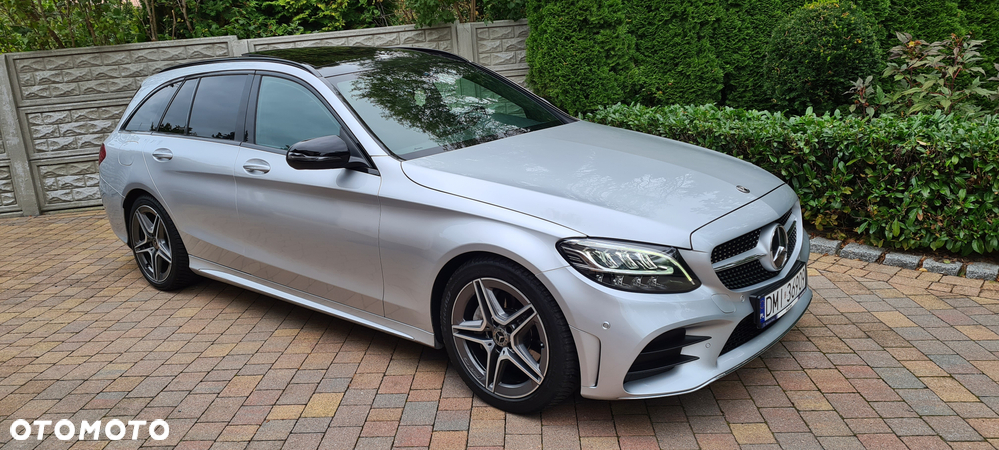 Mercedes-Benz Klasa C 220 d 4Matic T 9G-TRONIC AMG Line - 2