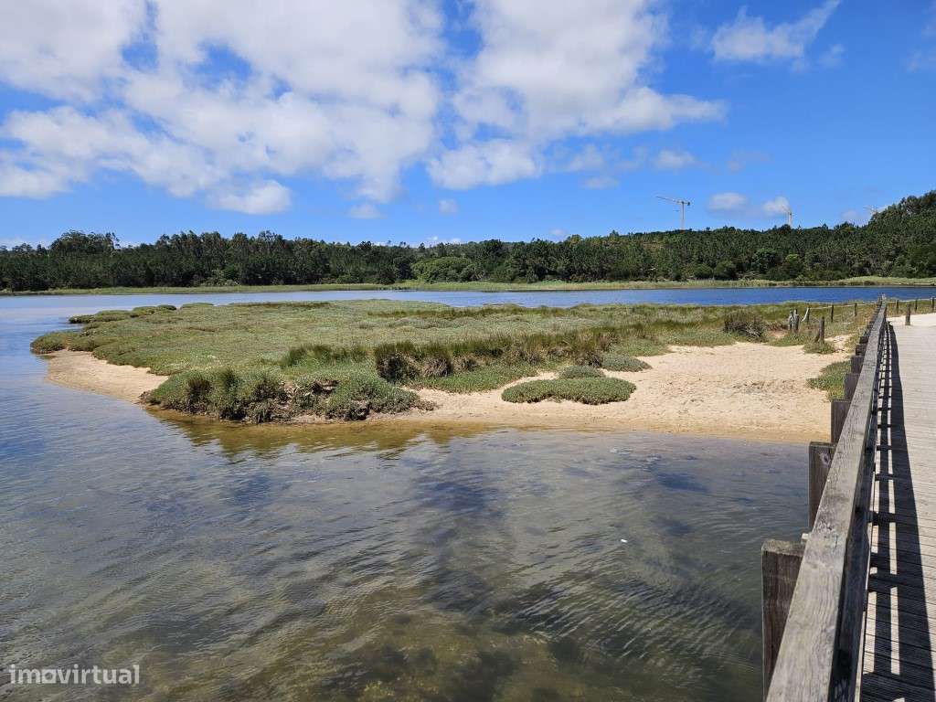Moradia junto às muralhas do Castelo de Óbidos-37