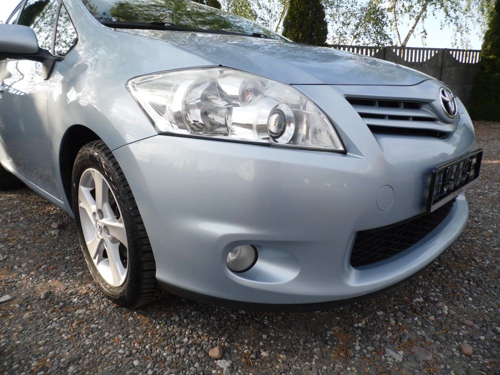 Toyota Auris I 1.33 VVT-i Edition 2012