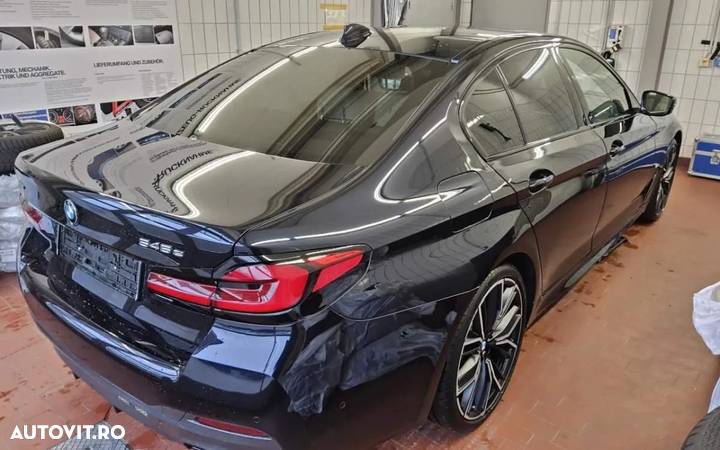 BMW Seria 5 545e xDrive Aut. M Sport Edition - 2