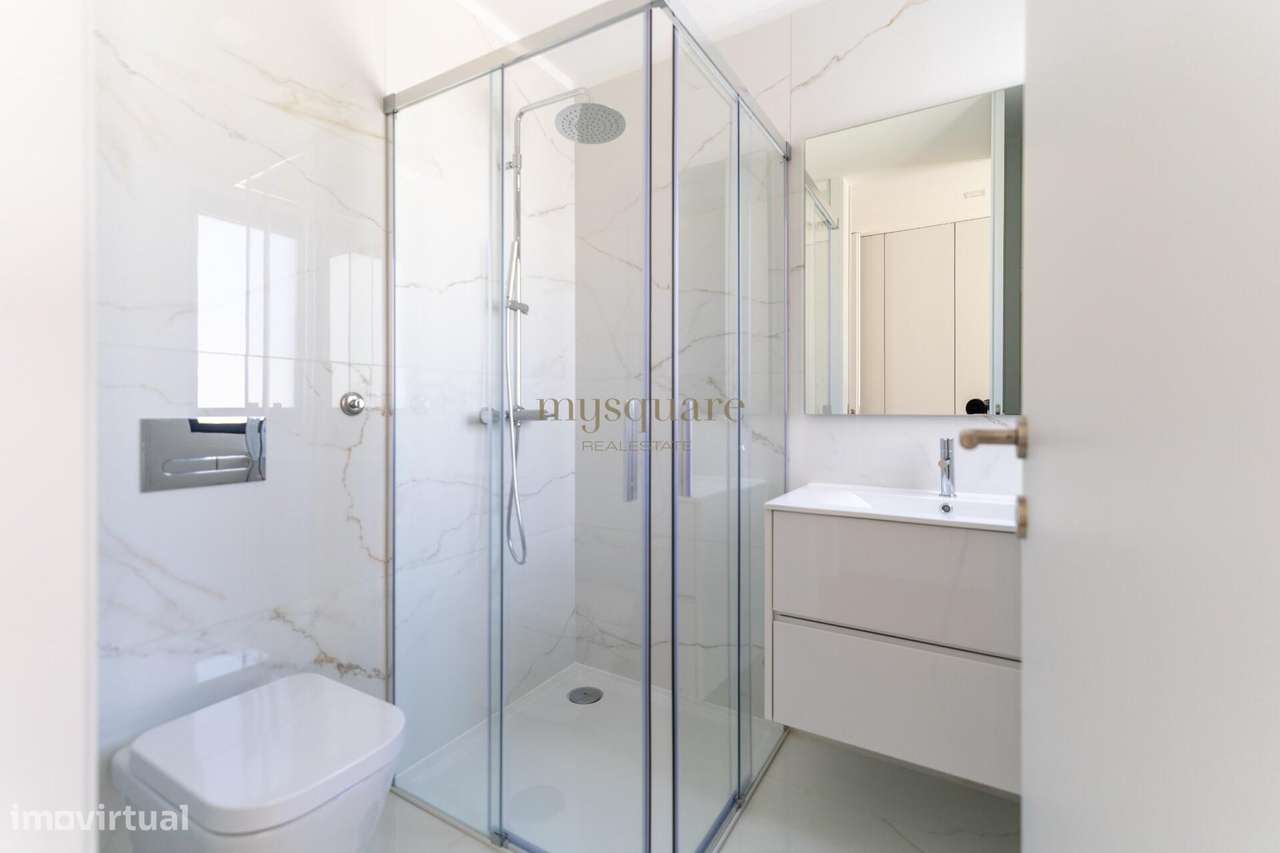 Moradia geminada T4 - Canidelo, Gaia-23