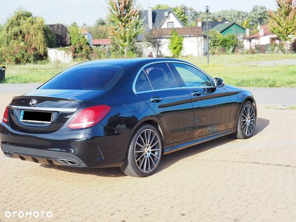 Mercedes-Benz Klasa C 300 7G-TRONIC AMG Line - 26