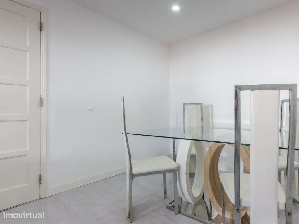 Apartamento - T2 - Casal do Marco-10