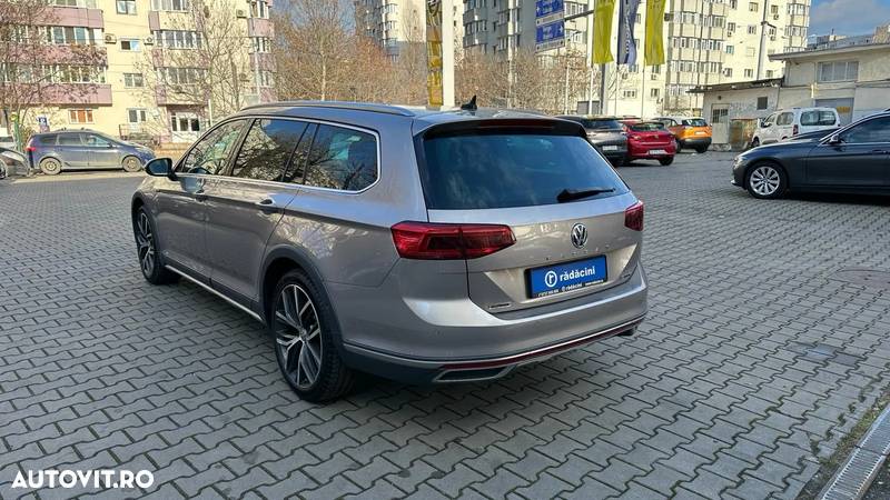 Volkswagen Passat Alltrack 2.0 TDI DSG 4Motion - 4