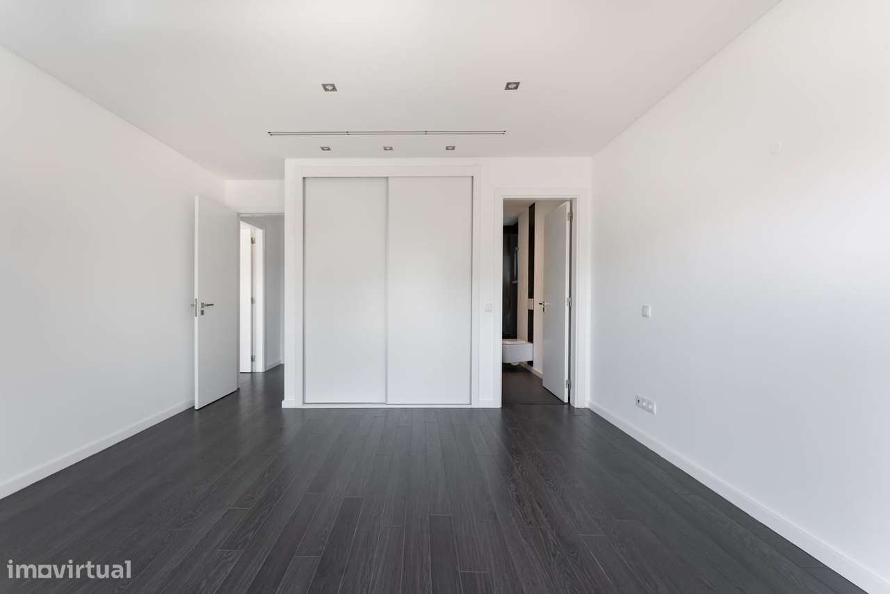 Moradia Isolada T5 com piscina, Birre, Cascais-40