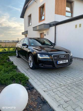 Audi A8 4.2 FSI L Quattro - 1