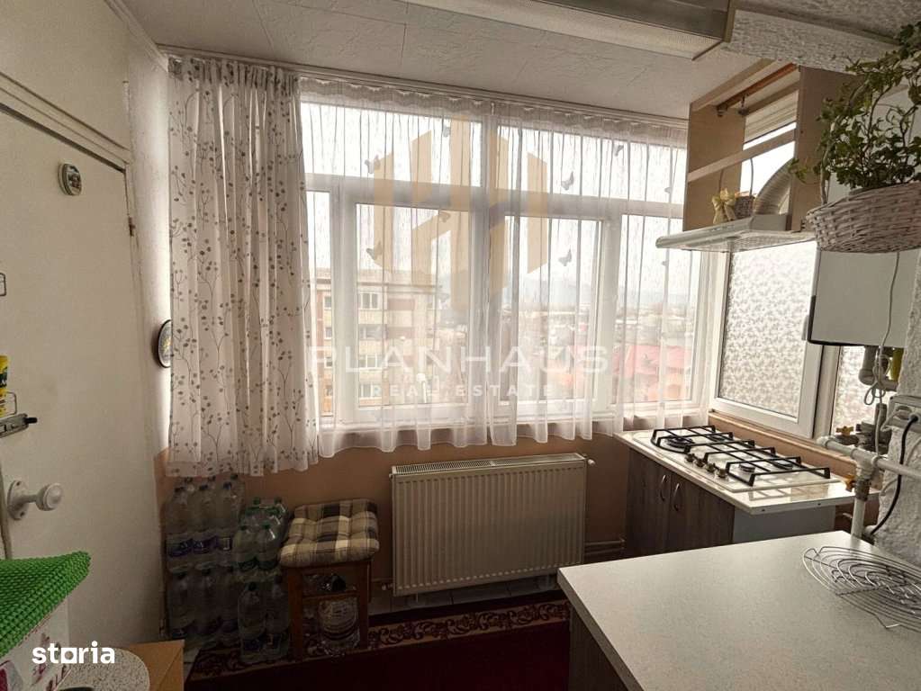 Apartament 2 camere - decomandat, B-dul Regele Ferdinand - Imagine principală: 3/9
