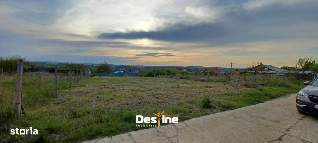 Barnova - Teren Intravilan 974 Mp, utilitati, drum betonat - Imagine principală: 2/11