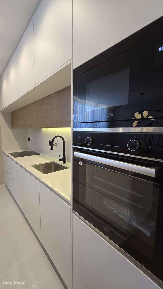 T1+1 Novo com 2 Lugares de Estacionamento, no Centro de Vila Verde - Grande imagem: 5/14