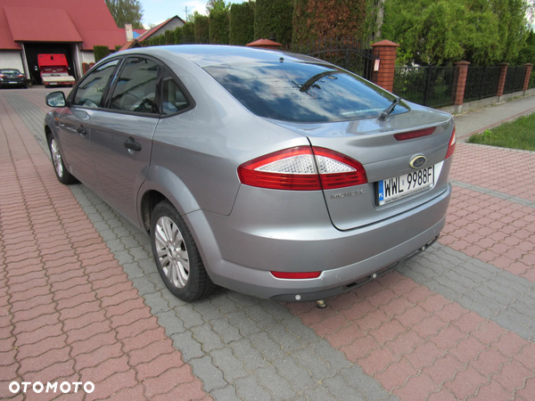 Ford Mondeo - 4