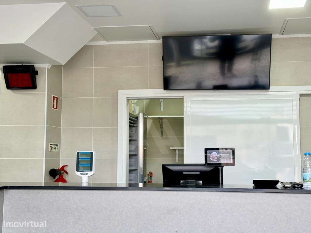 Espaço comercial adaptado para atividade de Takeaway em Algueirão - Grande imagem: 4/28