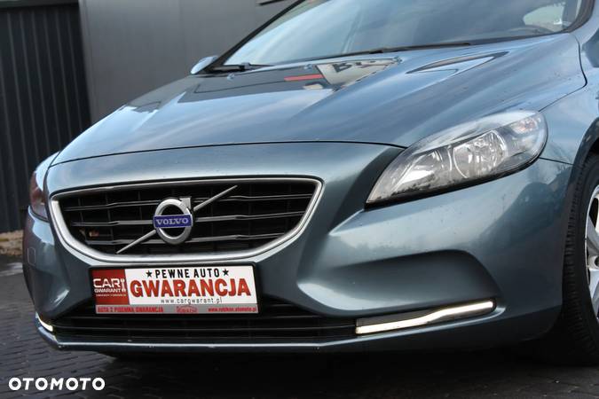 Volvo V40 D2 Kinetic - 22