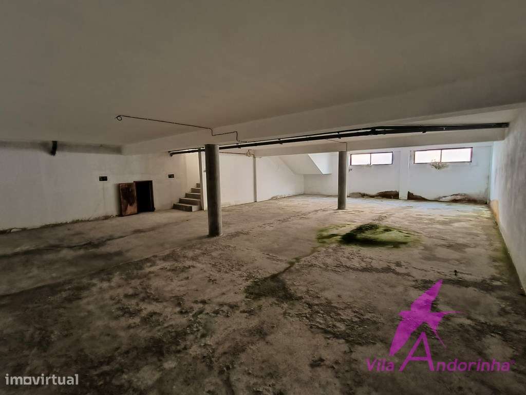 Loja para venda na Areosa com 316.20m2-10