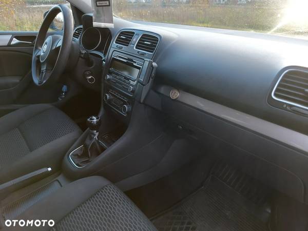 Volkswagen Golf VI 2.0 TDI Comfortline - 12