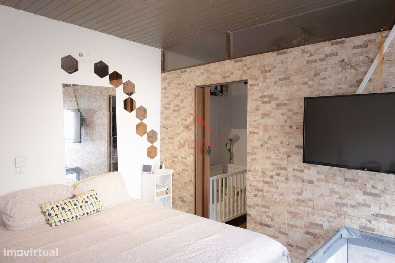 T1+1 com Terraço Amplo e Lugar de Garagem - Grande imagem: 4/16