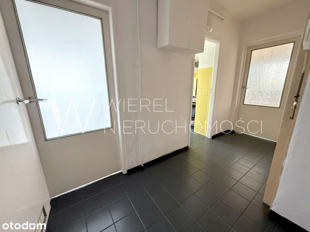 3-pokojowe mieszkanie w centrum-8