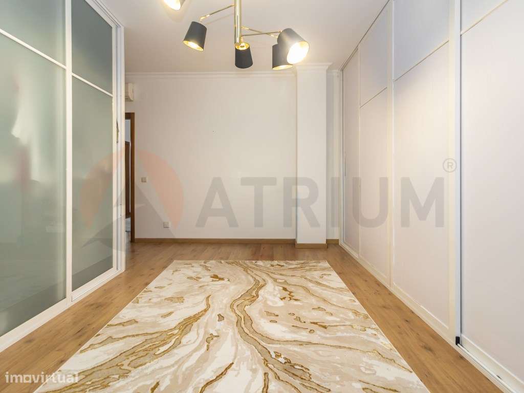 Exclusiva Moradia T6 com Quintinha, Piscina e Elevado Potencial de ...-43